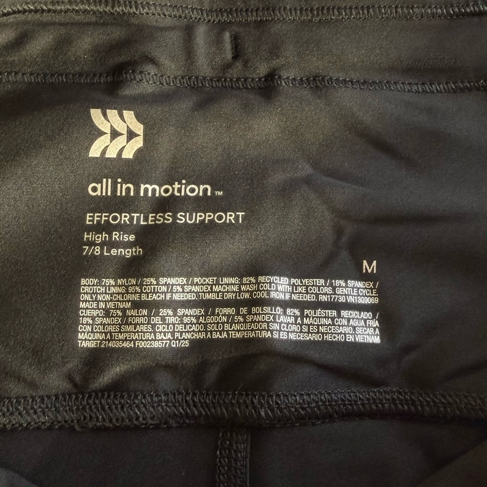 All in Motion Effortless Support High Rise 7/8 Black Leggings Women’s Size M NWT - Picture 3 of 8